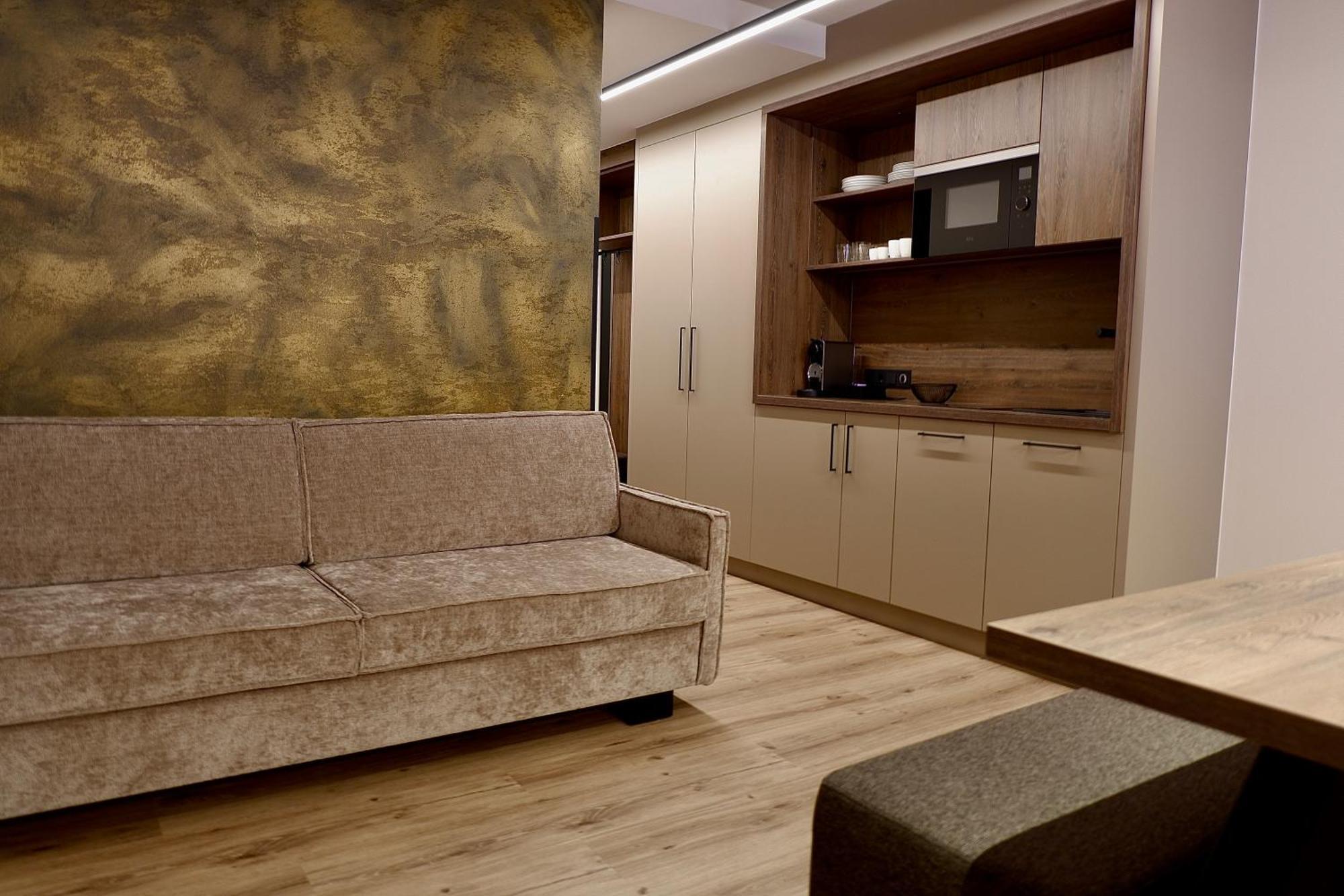 Hotel Lh New Opening 4*