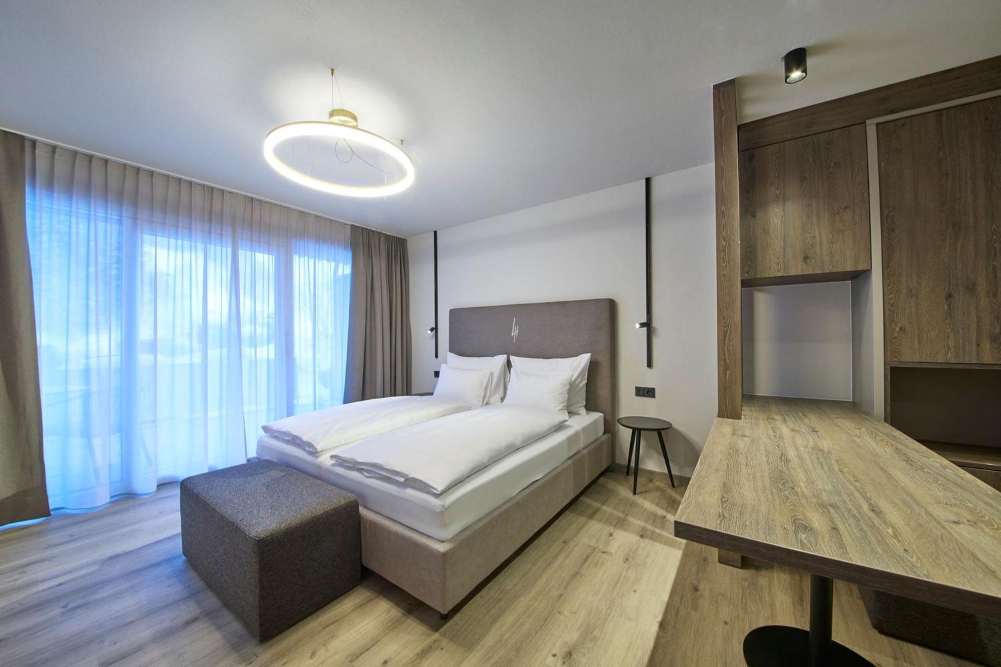 Lh New Opening Hotel