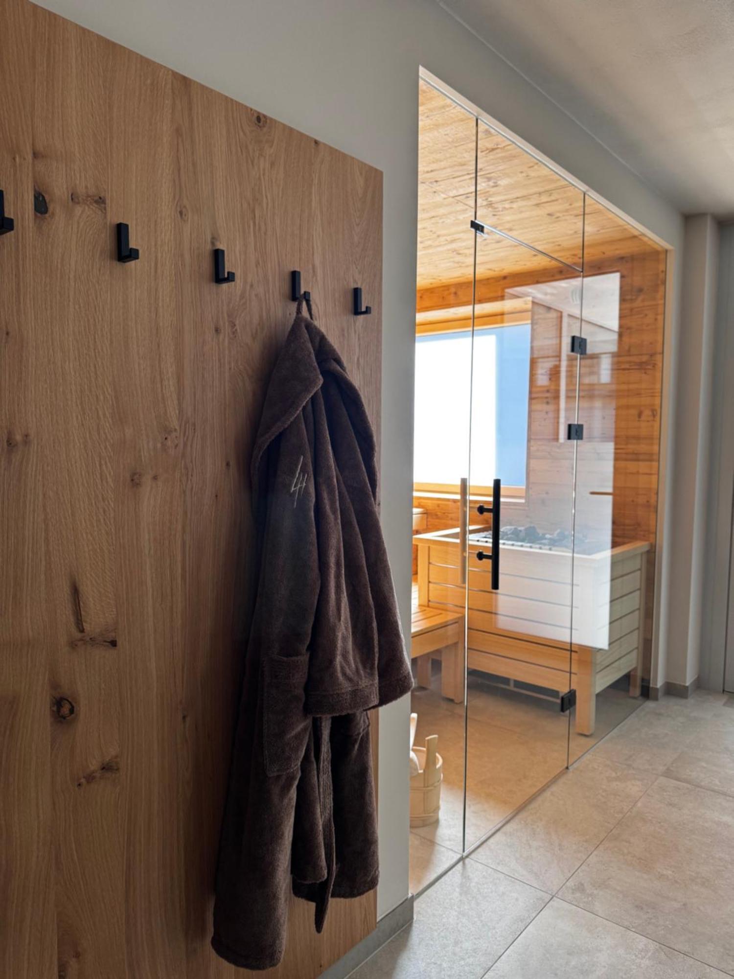 Hotel Lh New Opening 4*